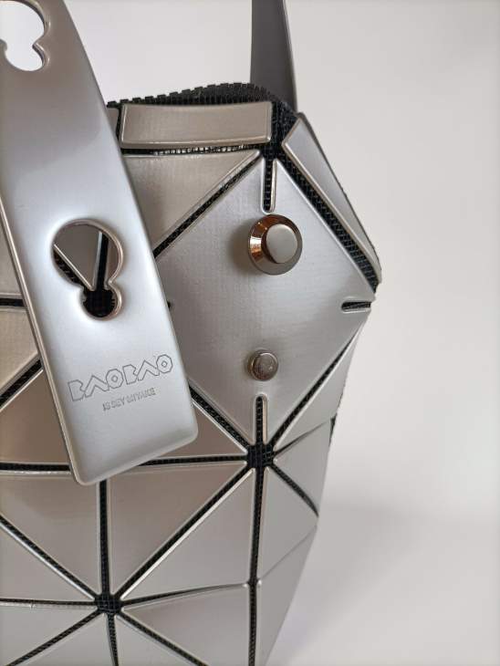 Picture of Issey Miyake Handbags _SKUfw169057382fw